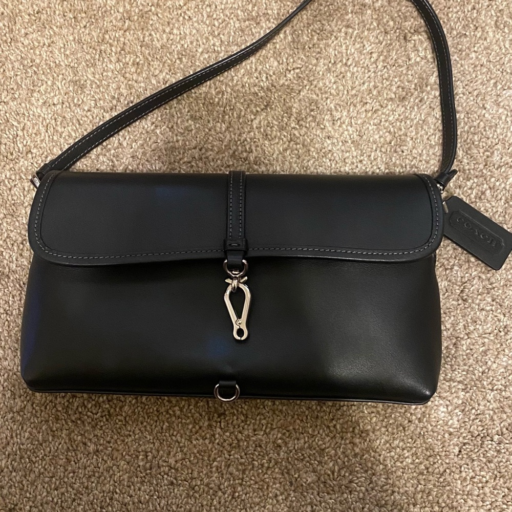 Coach Hamptons Shoulder Bag - Black